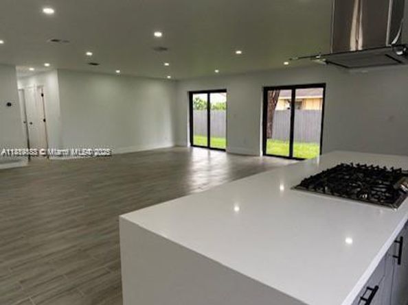 12920 SW 81 St, Miami FL 33183
