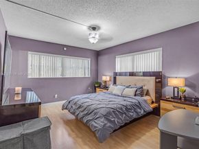 4900 Washington St 202, Hollywood FL 33021