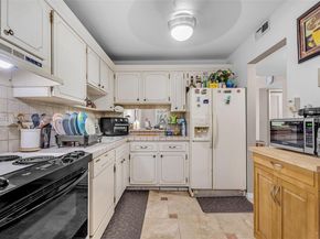 4900 Washington St 202, Hollywood FL 33021