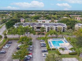 491 E Racquet Club Rd 107, Weston FL 33326