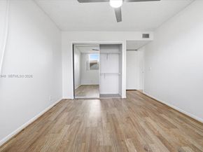 491 E Racquet Club Rd 107, Weston FL 33326