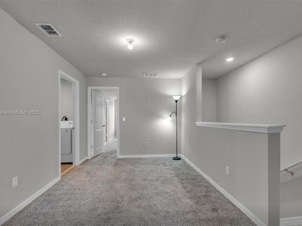 3506 Joshua Tree St, Palm Springs FL 33461