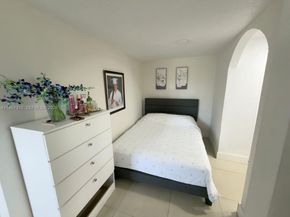 224 E 42nd St, Hialeah FL 33013