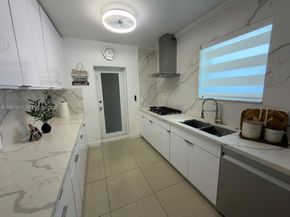 224 E 42nd St, Hialeah FL 33013