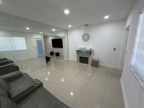 224 E 42nd St, Hialeah FL 33013