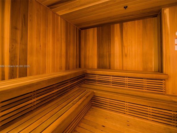 1010 Brickell Ave 3608, Miami FL 33131