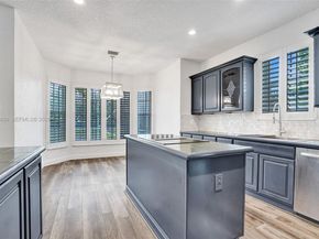 11834 Highland Pl, Coral Springs FL 33071