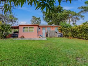 544 NW 12th St, Homestead FL 33030