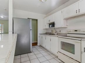 544 NW 12th St, Homestead FL 33030