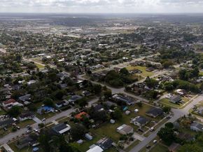 544 NW 12th St, Homestead FL 33030