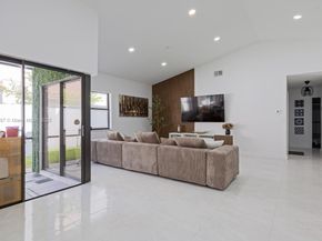 15060 Norfolk Ln, Davie FL 33331