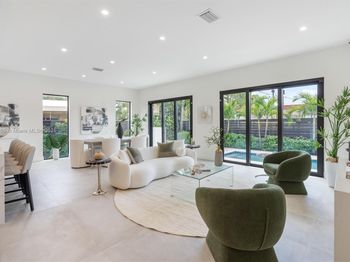 1814 Middle River Dr