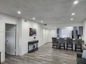 7605 NW 4th Pl 206, Margate FL 33063