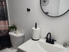 7605 NW 4th Pl 206, Margate FL 33063