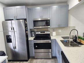 7605 NW 4th Pl 206, Margate FL 33063