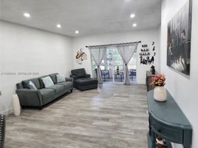 7605 NW 4th Pl 206, Margate FL 33063