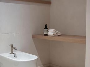 5959 Collins Ave 907, Miami Beach FL 33140