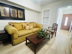 2045 NW 34th St, Miami FL 33142