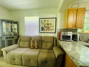 2045 NW 34th St, Miami FL 33142