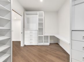 500 Palm Dr, Hallandale Beach FL 33009