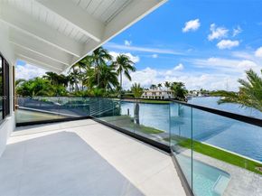 500 Palm Dr, Hallandale Beach FL 33009