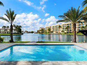 500 Palm Dr, Hallandale Beach FL 33009