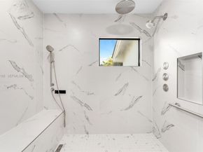 500 Palm Dr, Hallandale Beach FL 33009