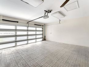 500 Palm Dr, Hallandale Beach FL 33009