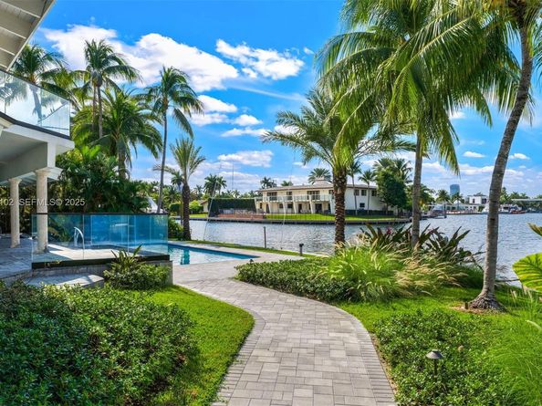 500 Palm Dr, Hallandale Beach FL 33009