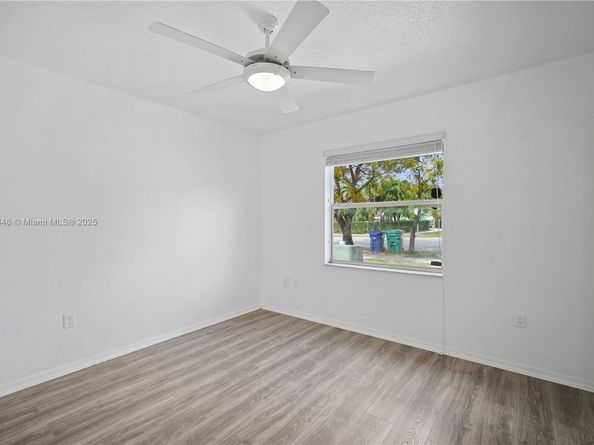 244 NW 179th St, Miami Gardens FL 33169