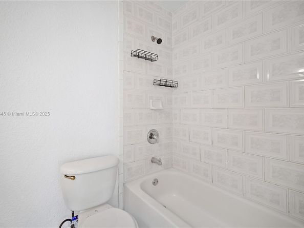 244 NW 179th St, Miami Gardens FL 33169
