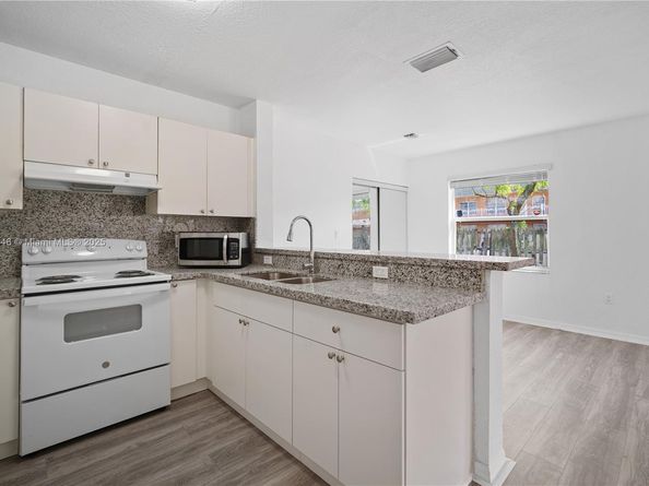 244 NW 179th St, Miami Gardens FL 33169
