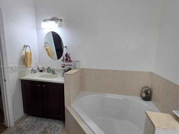 11395 SW 238th St, Homestead FL 33032