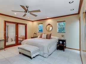 2011 NE 211th St, Miami FL 33179