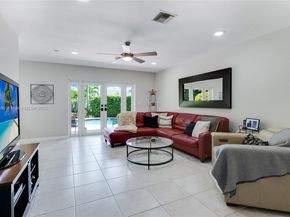 2011 NE 211th St, Miami FL 33179