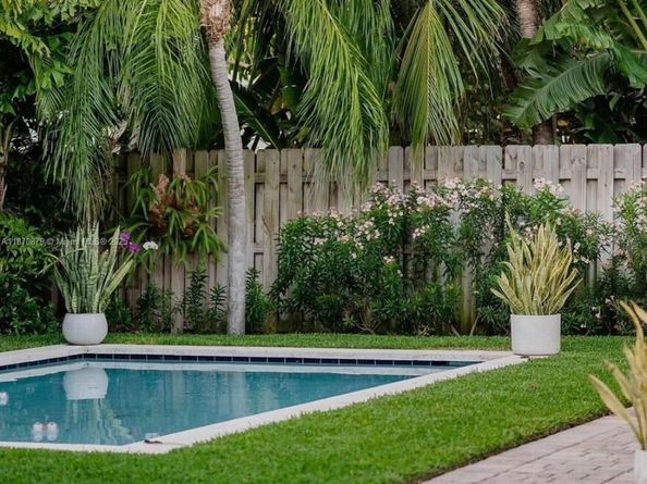 375 Plymouth Rd, West Palm Beach FL 33405