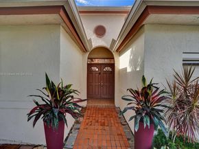 212 Citrus Trl, Boynton Beach FL 33436