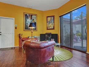 212 Citrus Trl, Boynton Beach FL 33436