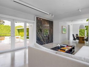 5460 Alton Rd, Miami Beach FL 33140