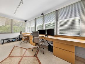 5460 Alton Rd, Miami Beach FL 33140