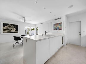 5460 Alton Rd, Miami Beach FL 33140