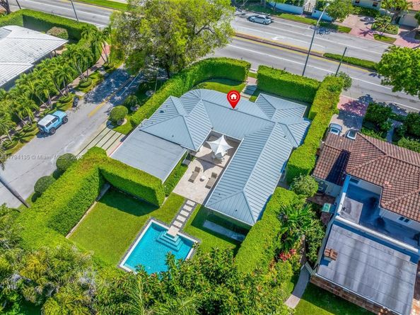 5460 Alton Rd, Miami Beach FL 33140