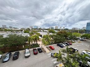 2775 NE 187th St 403, Aventura FL 33180