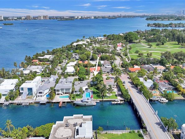 1020 S Shore Dr, Miami Beach FL 33141