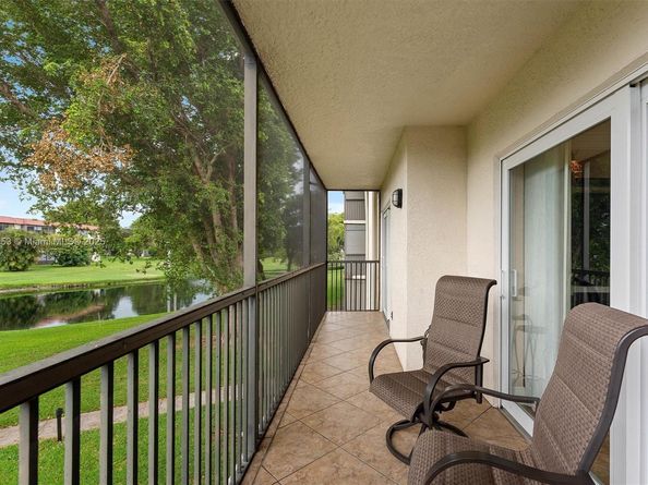 150 S Hollybrook Ter 201, Pembroke Pines FL 33025