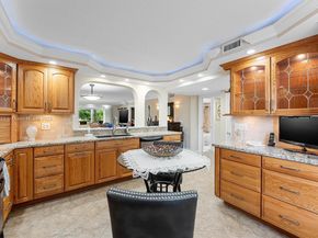 150 S Hollybrook Ter 201, Pembroke Pines FL 33025