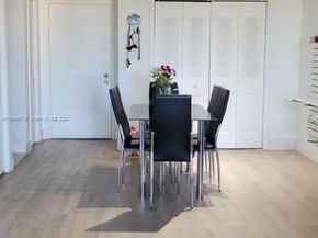 6960 Miami Gardens Dr 2525, Hialeah FL 33015