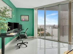 325 S Biscayne Blvd 2616, Miami FL 33131