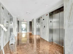 325 S Biscayne Blvd 2616, Miami FL 33131