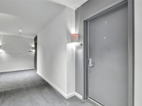 325 S Biscayne Blvd 2616, Miami FL 33131